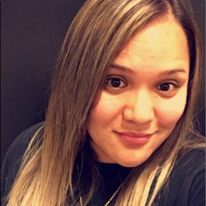 Meet your Posher, Angelica